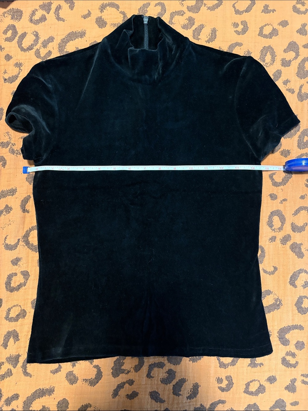 Gap Black Velvet Short-Sleeve Mock Neck Top - Picture 5 of 8